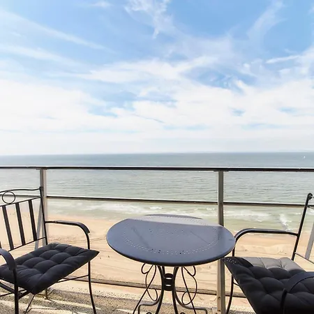 Apartment Lecomte Ostende