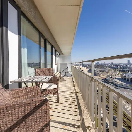 Lecomte Apartment *